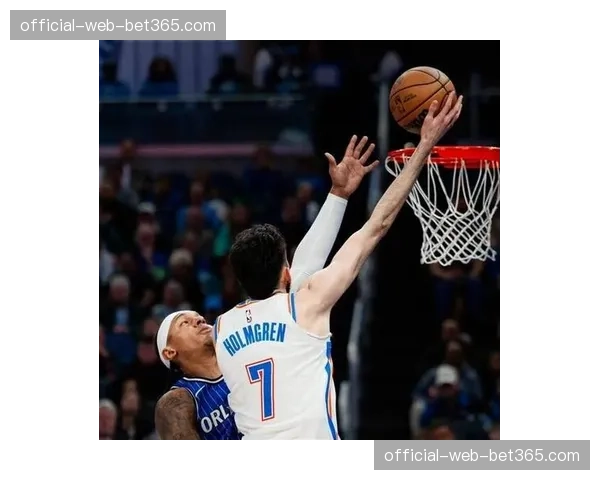 雷霆提前锁定季后赛席位 联盟首支晋级球队展现统治力